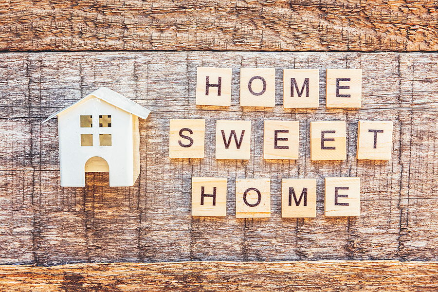 Home sweet home sign